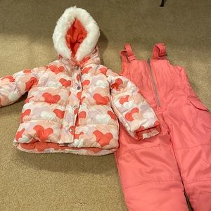 Carters 3T winter coat and snow pants. Like new.